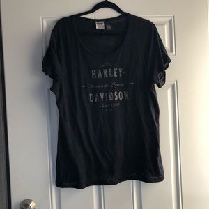 Black and silver Harley Davidson Shirt